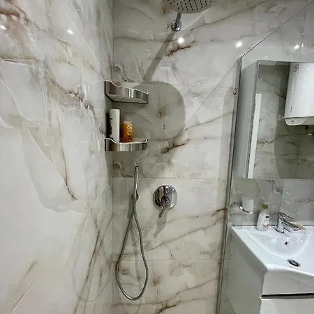 Elma's Center Of Lägenhet Tirana